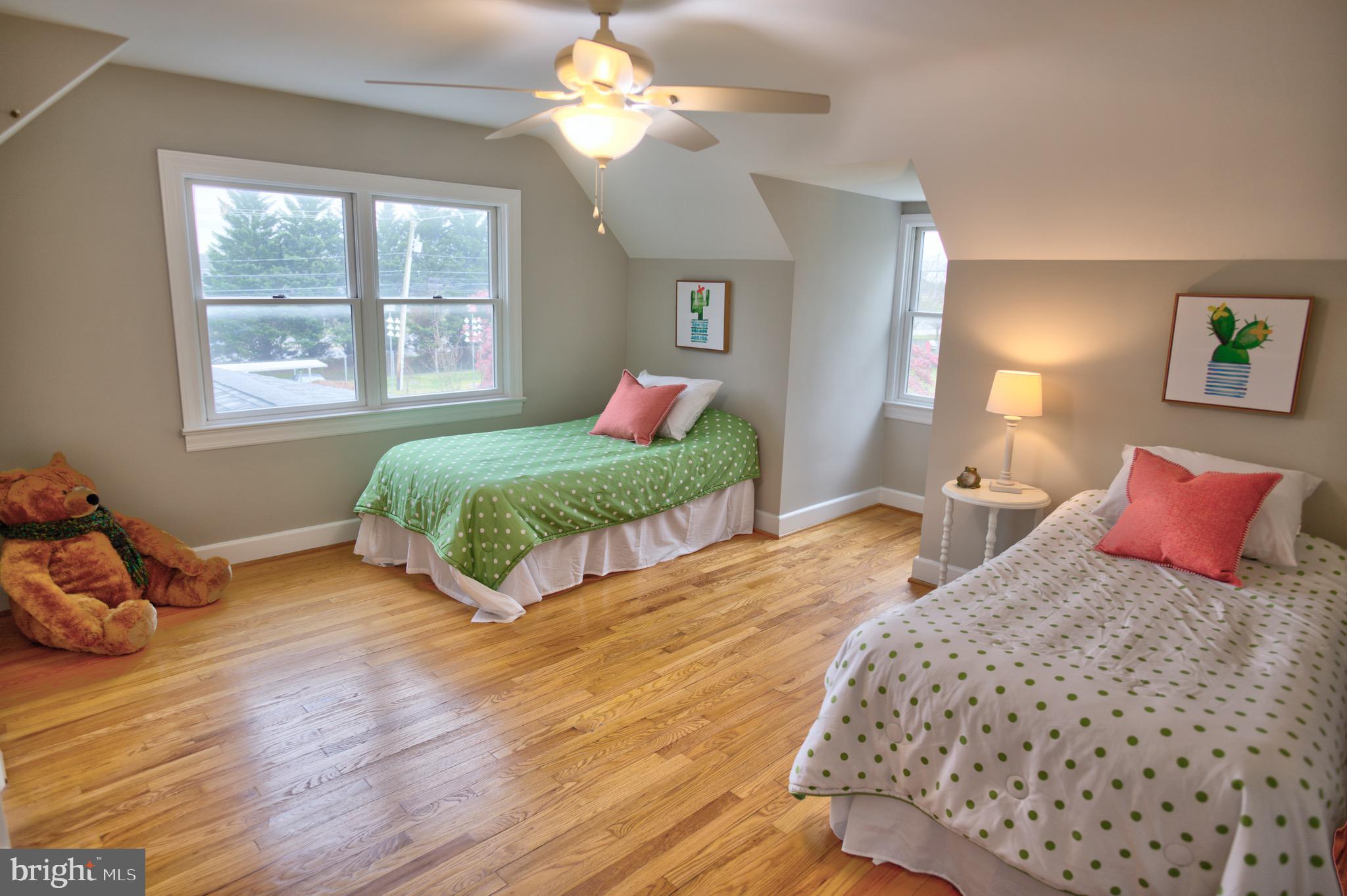 756 Old Stevenson Road Severn, MD 21061 - Photo 27 of 32 Upstairs bedroom