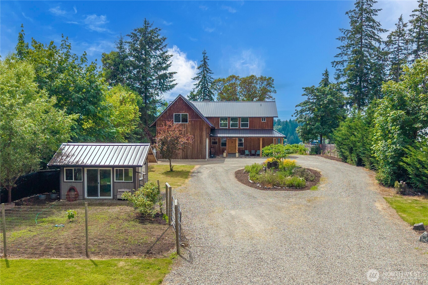 458 East Stretch Island Road South Grapeview, WA 98546 - Photo 3 of 40
