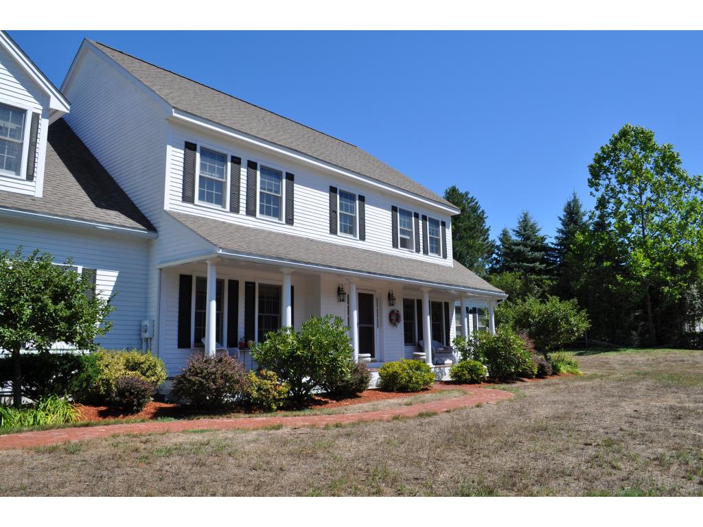 11 Farley Road Hollis, NH 03049 - Photo 5 of 34