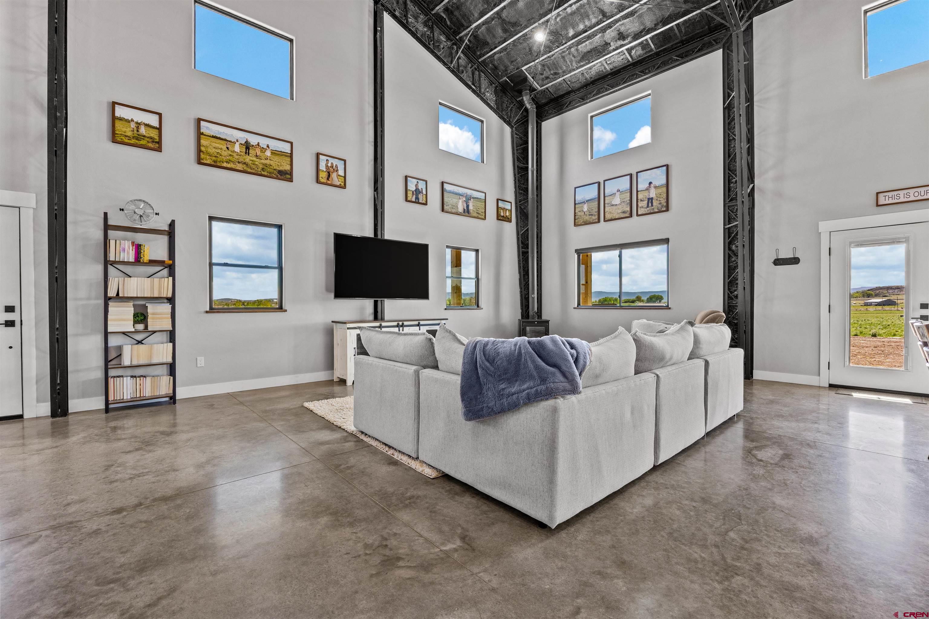 57599 Jig Road Montrose, CO 81403 - Photo 5 of 43