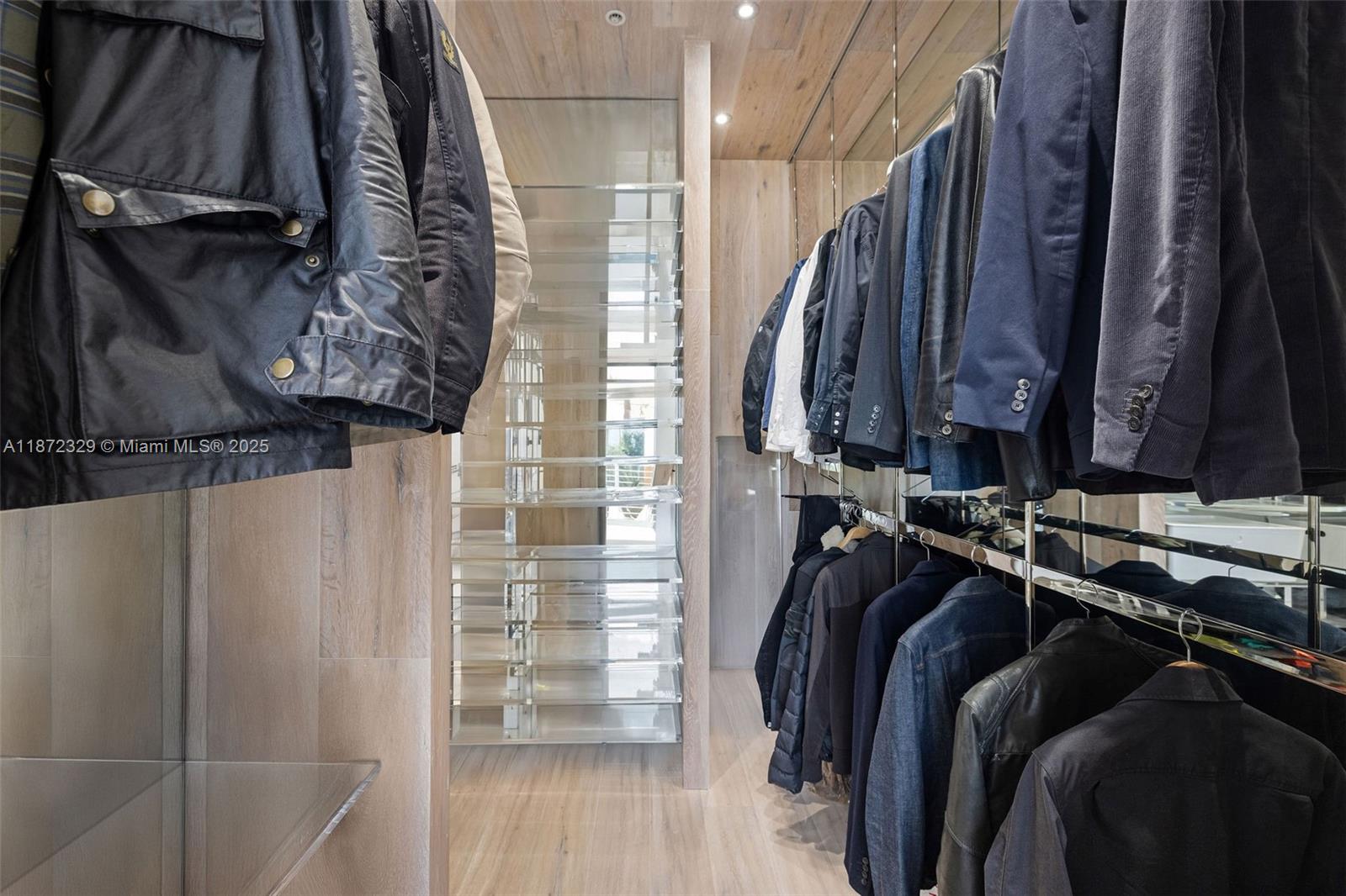 2001 Meridian Avenue, Unit 518 Miami Beach, FL 33139 - Photo 12 of 52