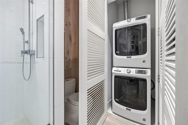 $699,000 | 2001 Meridian Avenue, Unit 518, Miami Beach, FL 33139