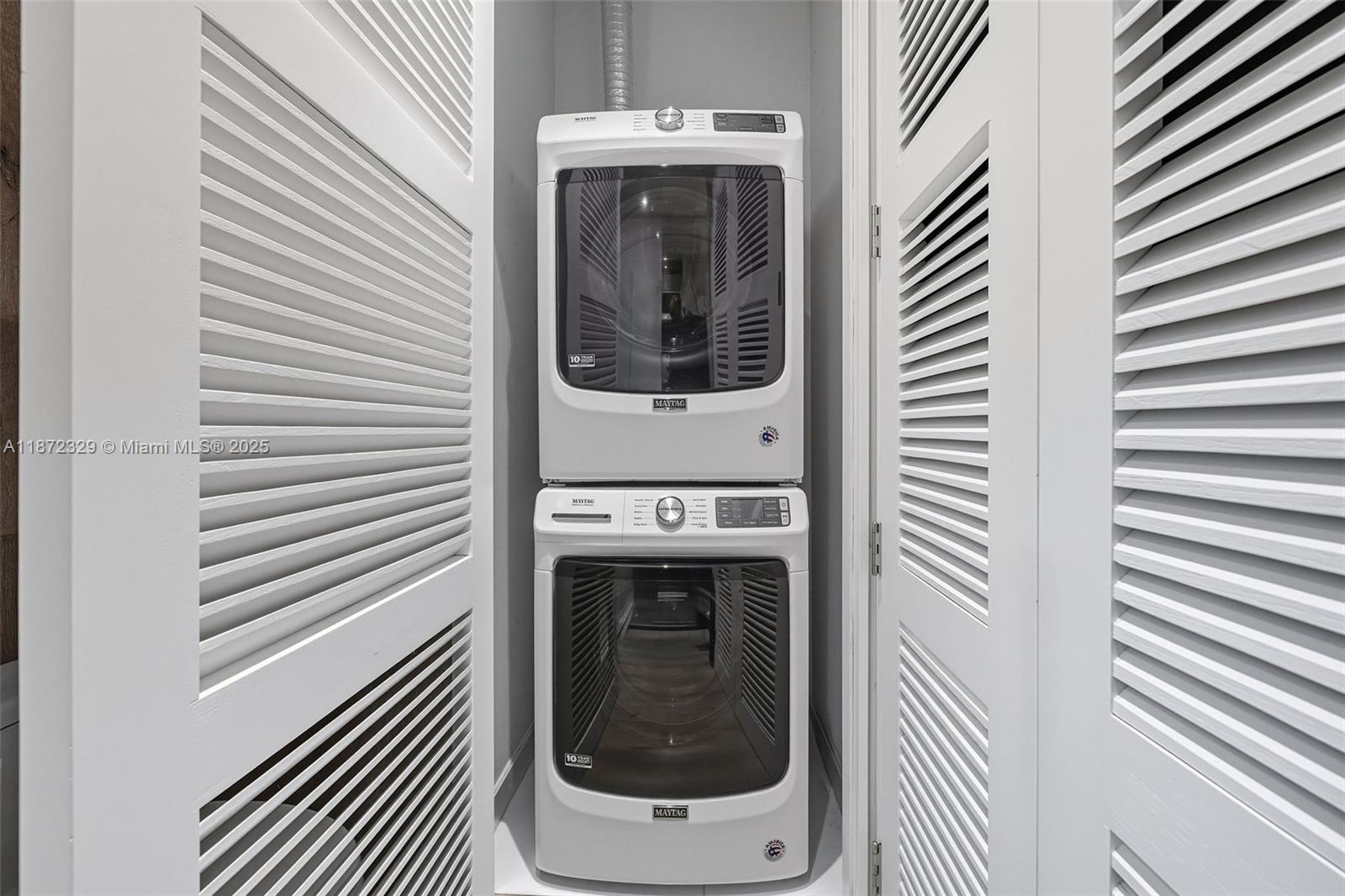 2001 Meridian Avenue, Unit 518 Miami Beach, FL 33139 - Photo 27 of 52