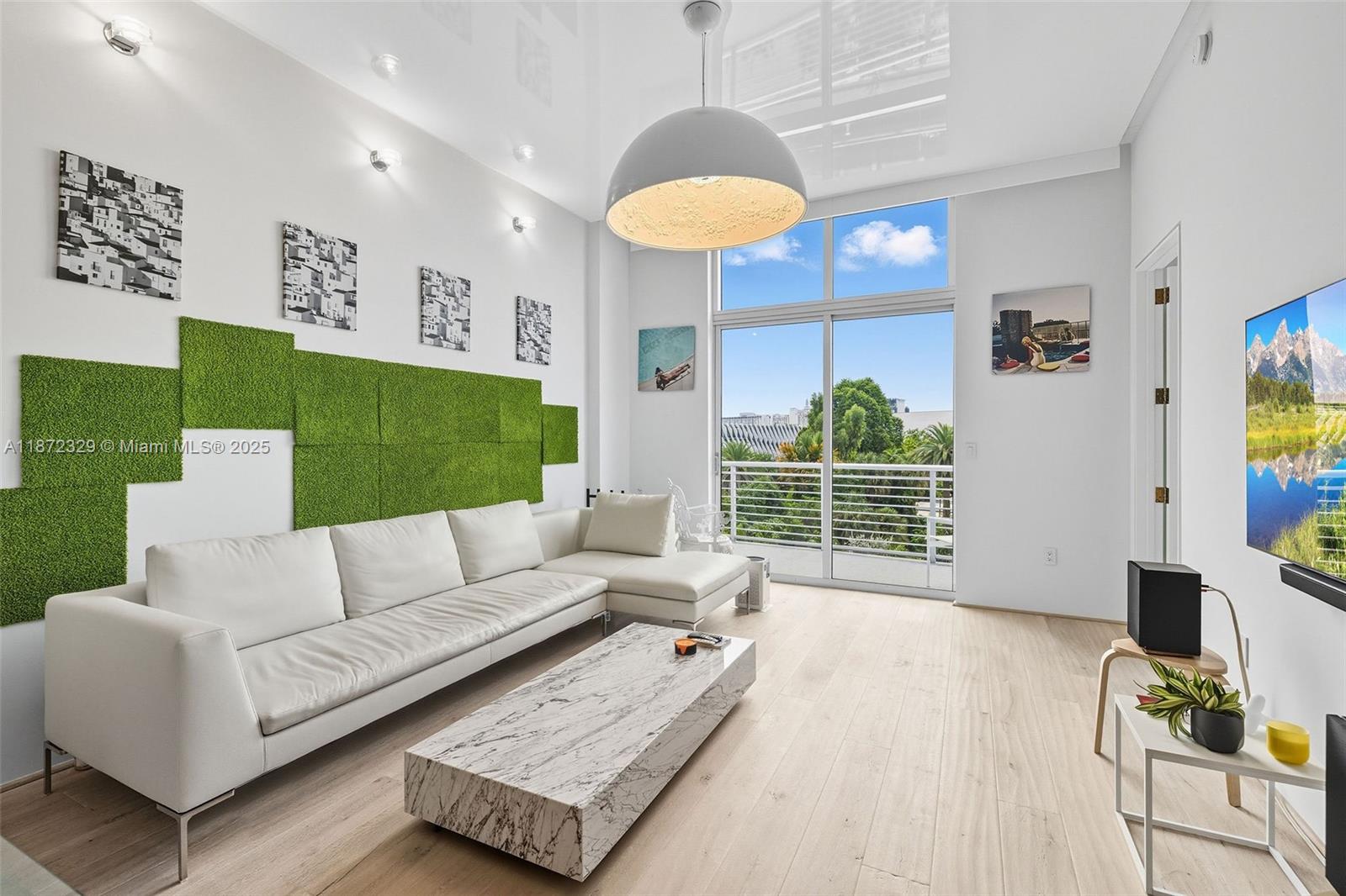 2001 Meridian Avenue, Unit 518 Miami Beach, FL 33139 - Photo 3 of 52