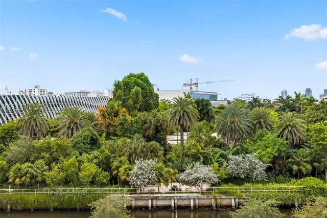 $699,000 | 2001 Meridian Avenue, Unit 518, Miami Beach, FL 33139