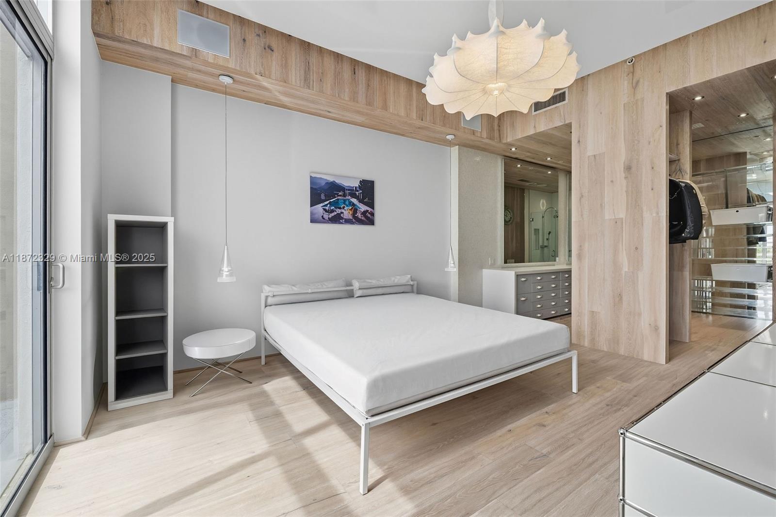 2001 Meridian Avenue, Unit 518 Miami Beach, FL 33139 - Photo 10 of 52