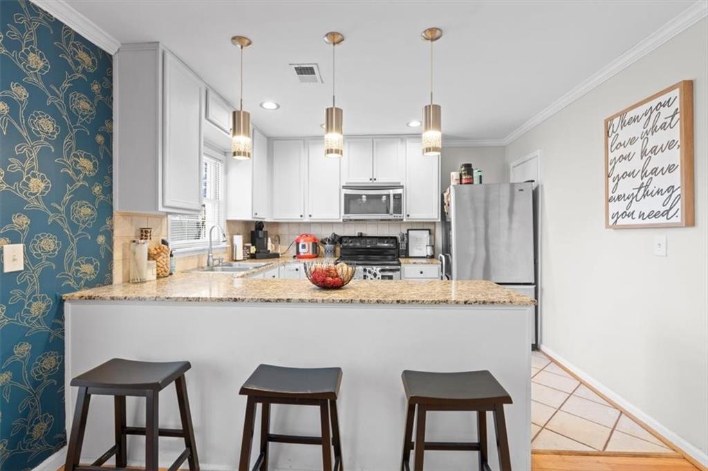 1101 Collier Road Northwest, Unit T5 Atlanta, GA 30318 - Photo 15 of 32 Gallery Image 15