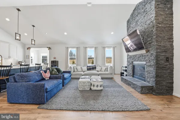 $1,290,000 | 10580 Manley Road, Nokesville, VA 20181