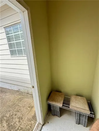 $329,900 | 1418 Raven Rock Trail, Kennesaw, GA 30152