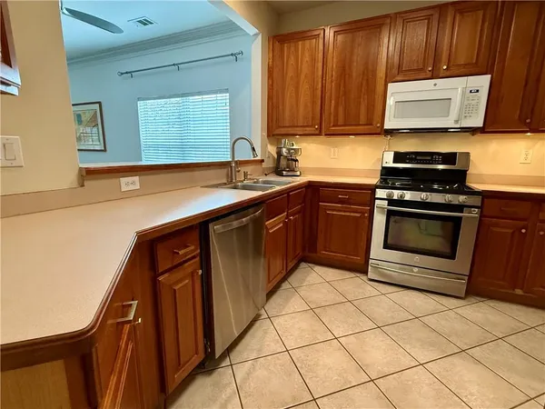 $329,900 | 1418 Raven Rock Trail, Kennesaw, GA 30152