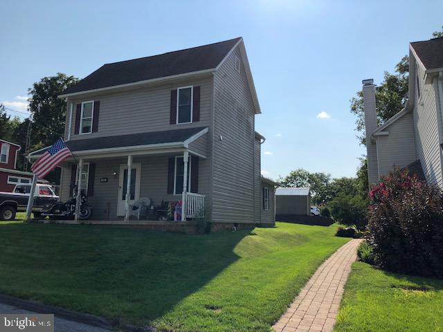 975 Maple Street Lititz, PA 17543 - Photo 12 of 13