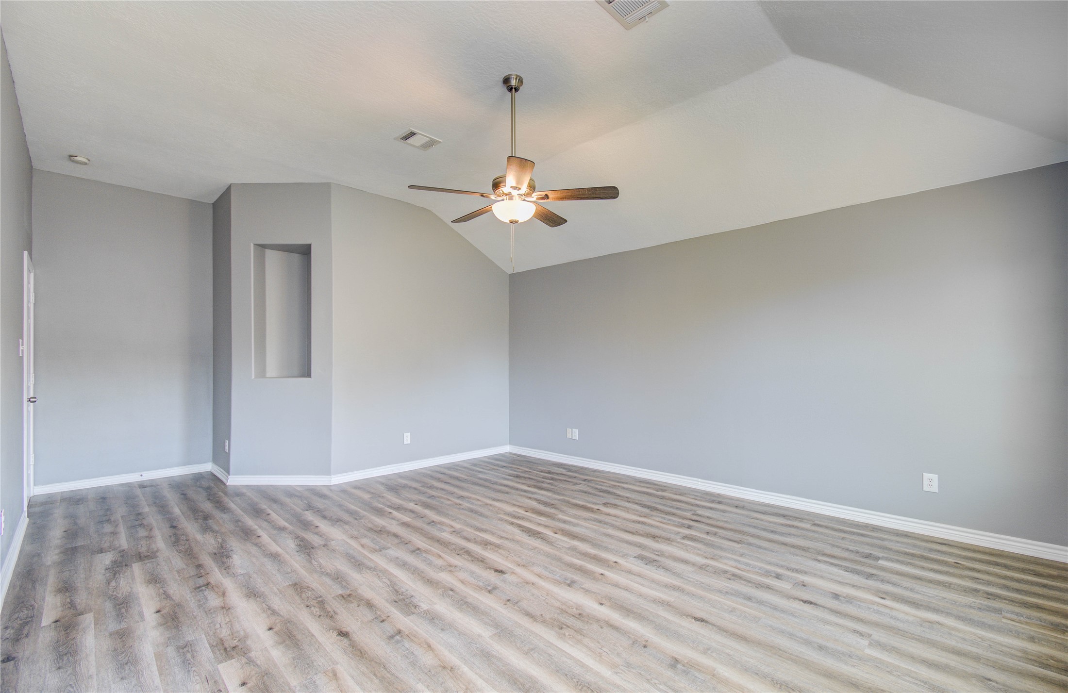 8511 Doskocil Drive Houston, TX 77044 - Photo 12 of 25