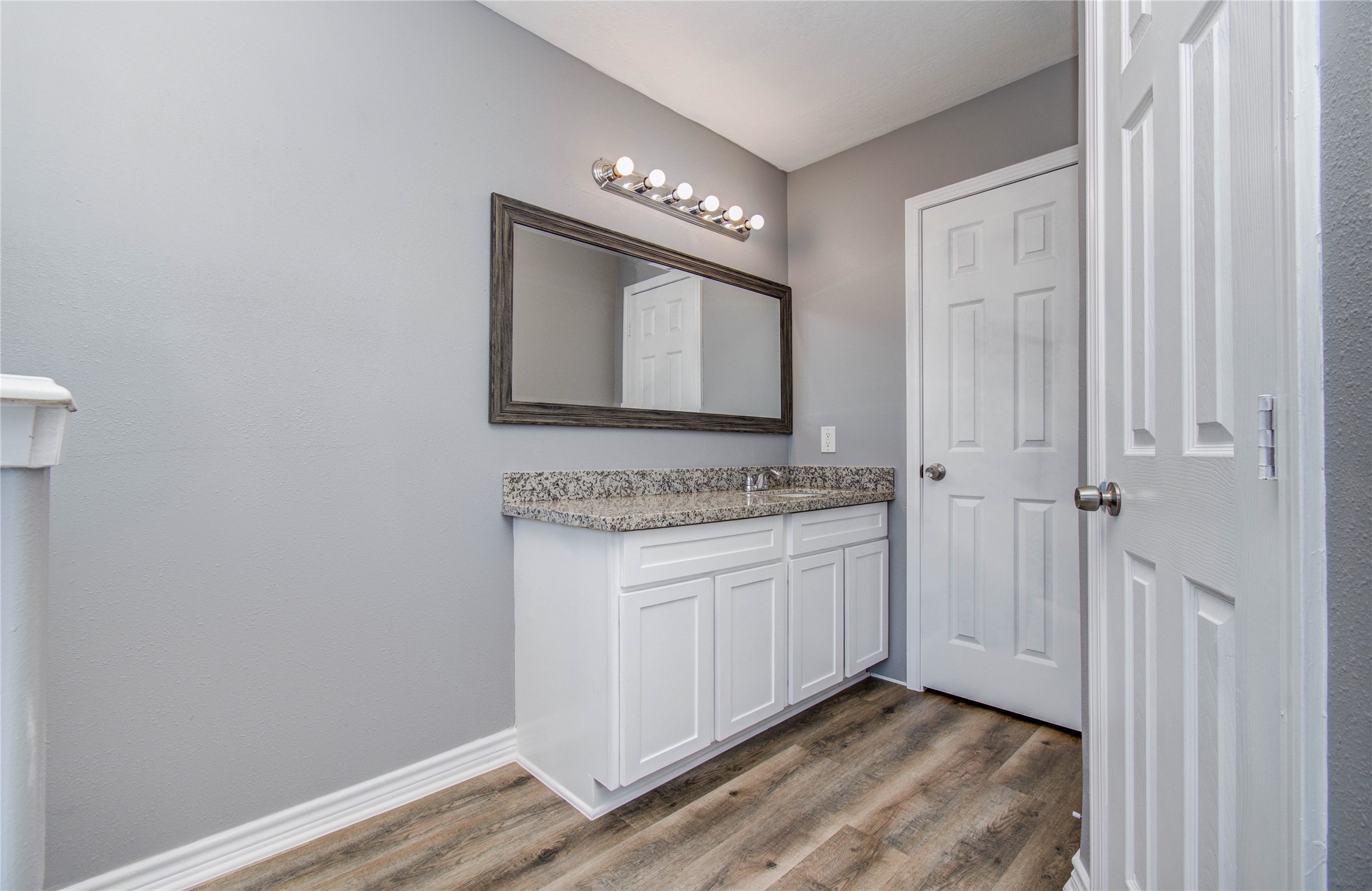 8511 Doskocil Drive Houston, TX 77044 - Photo 14 of 25