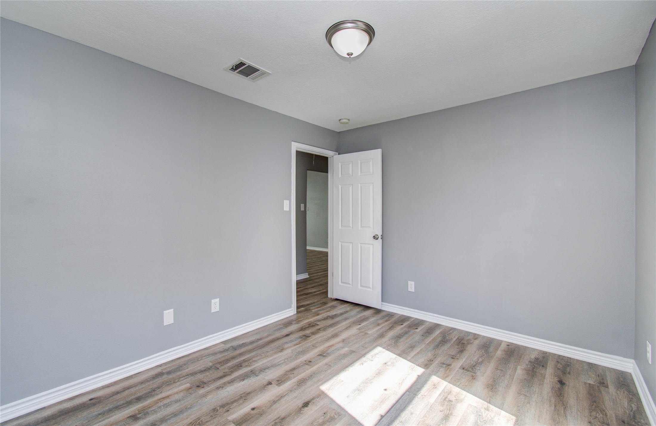 8511 Doskocil Drive Houston, TX 77044 - Photo 16 of 25