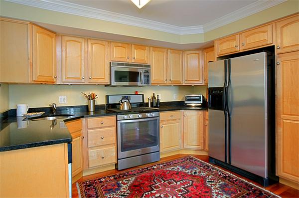 115 F Street, Unit 2 Boston, MA 02127 - Photo 2 of 8