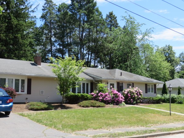 20 Elwin Road Natick, MA 01760 - Photo 2 of 18 Gallery Image 2