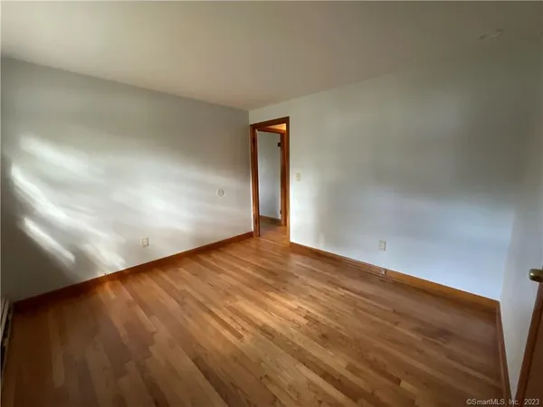 $2,550 | 2 Eastview Drive, Vernon, CT 06066