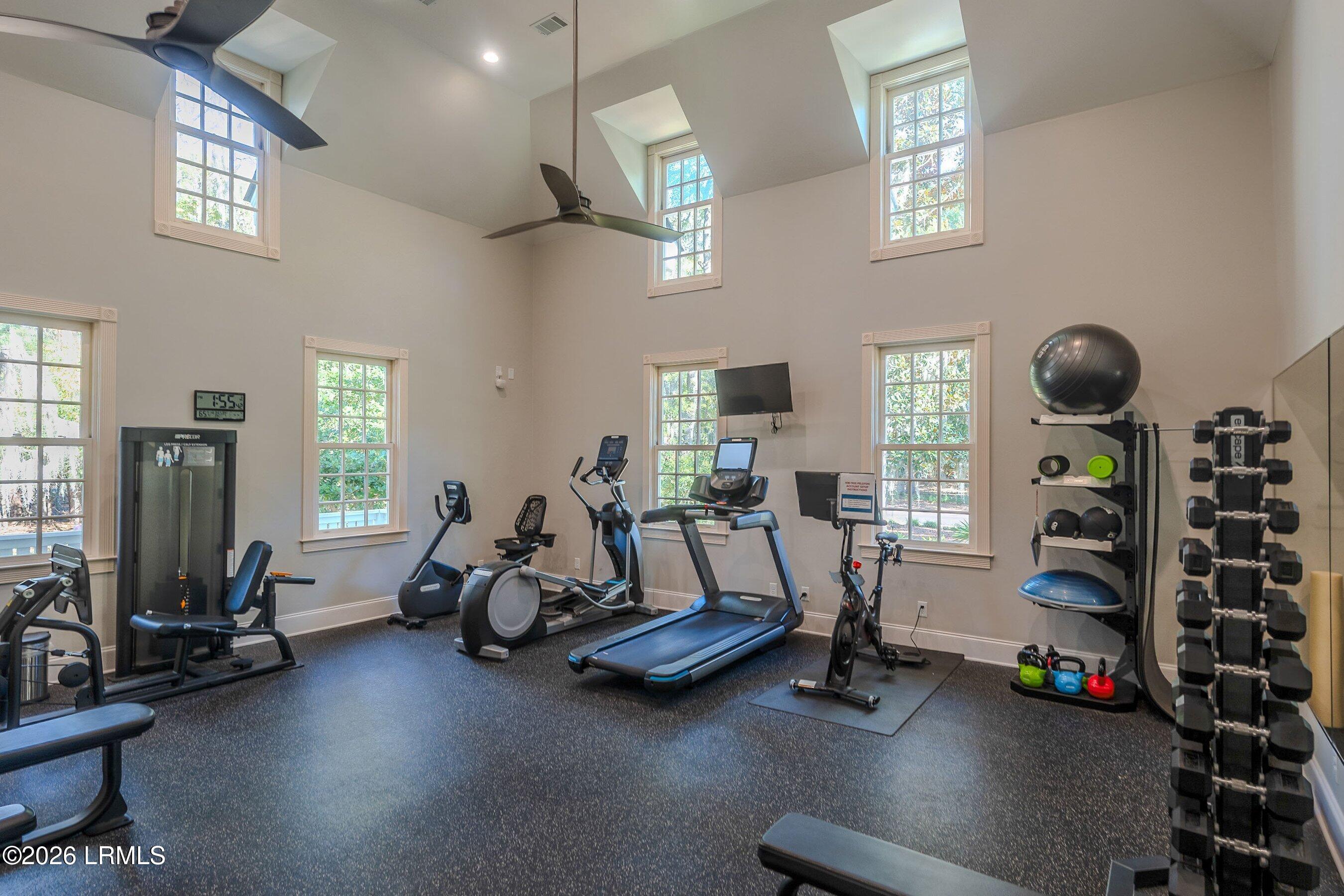 421 Battery Chase Beaufort, SC 29902 - Photo 15 of 21 DSC07814-1-HDR-1.jpg-FULL.JPG-FULL.JPG-S