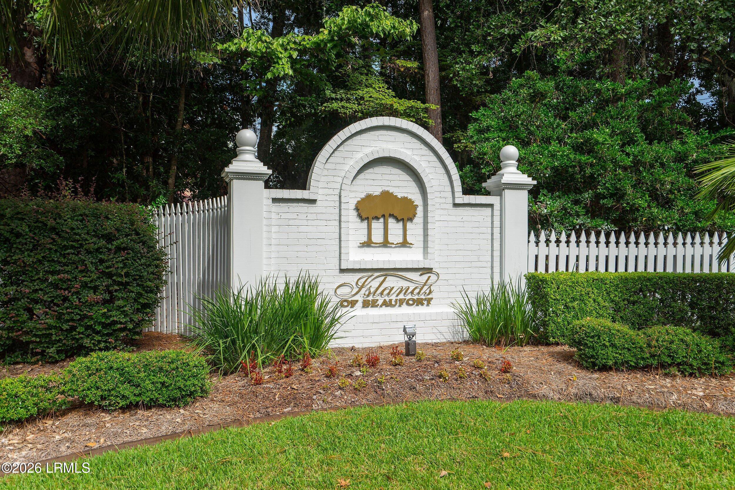 421 Battery Chase Beaufort, SC 29902 - Photo 2 of 21 DSC03578-1.jpg-FULL.JPG-SMALL.JPG-FULL.J