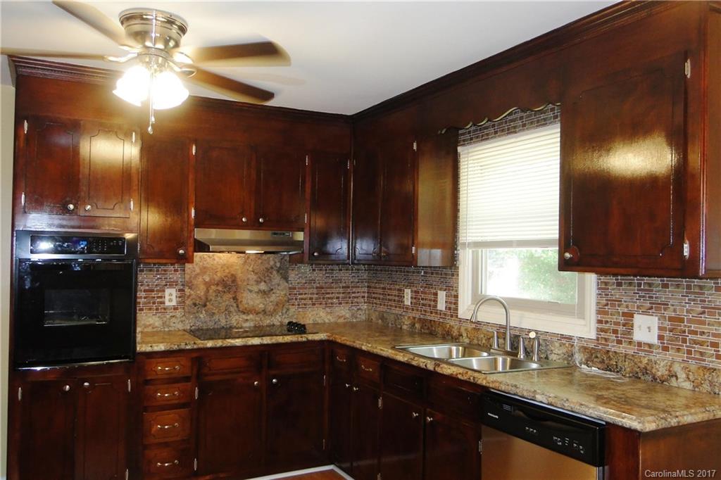 5916 Sullins Road Charlotte, NC 28214 - Photo 5 of 14 Gallery Image 5