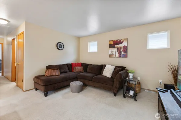 $373,000 | 11233 3rd Ave Court East, Tacoma, WA 98445
