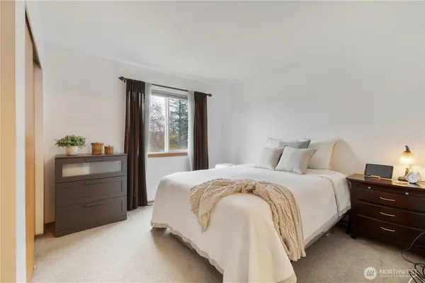 $373,000 | 11233 3rd Ave Court East, Tacoma, WA 98445