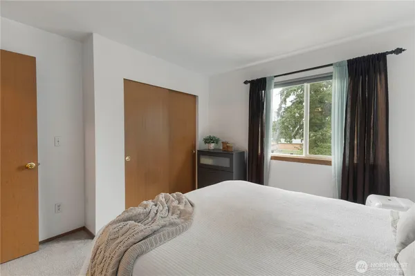 $373,000 | 11233 3rd Ave Court East, Tacoma, WA 98445