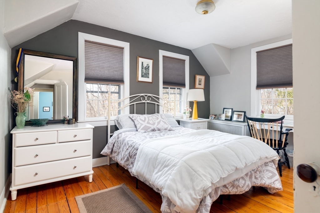 97 Leavitt Street Hingham, MA 02043 - Photo 20 of 35