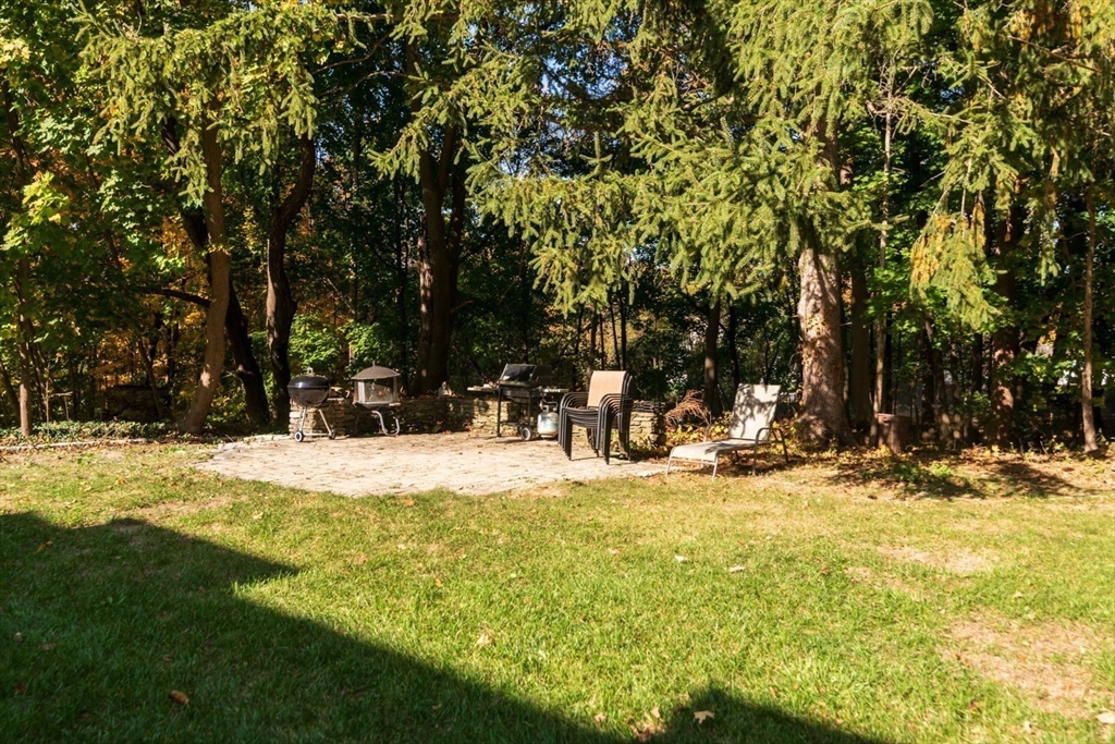 97 Leavitt Street Hingham, MA 02043 - Photo 26 of 35