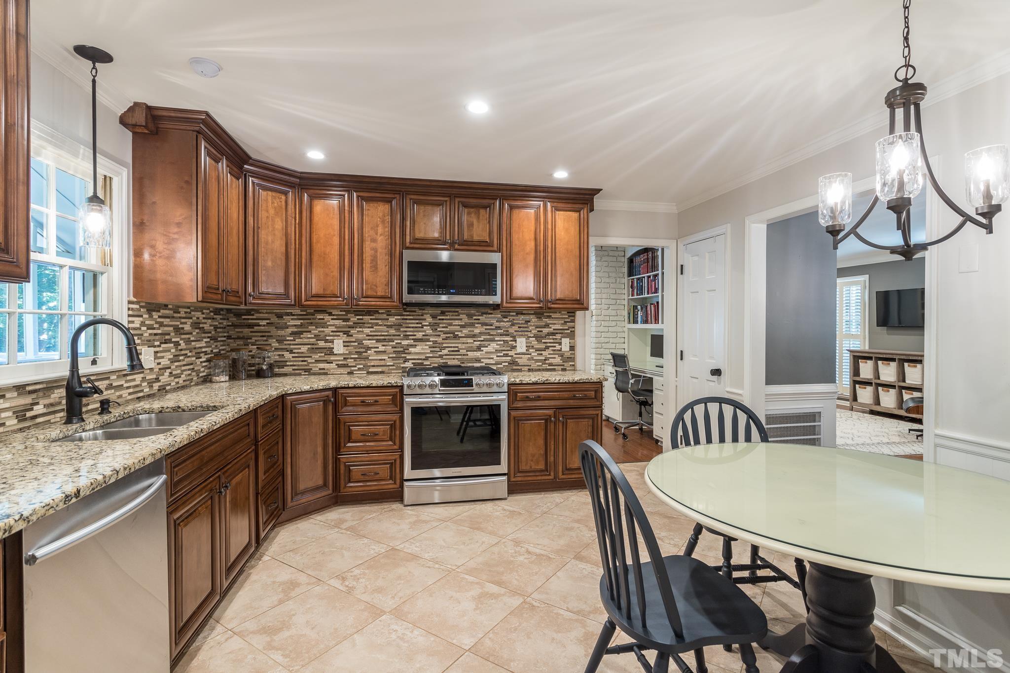 6720 Valley Drive Raleigh, NC 27612 - Photo 22 of 26