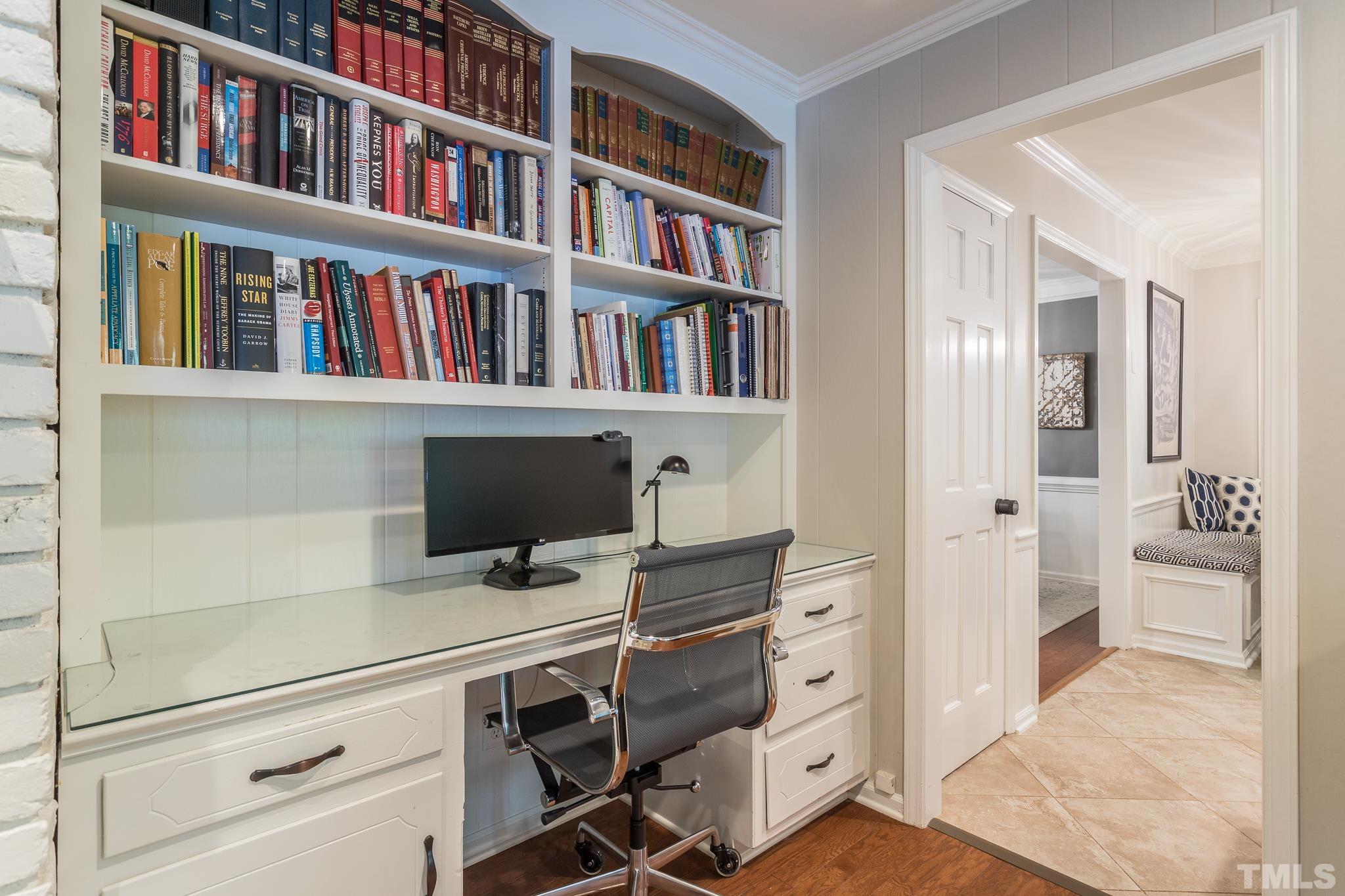 6720 Valley Drive Raleigh, NC 27612 - Photo 23 of 26