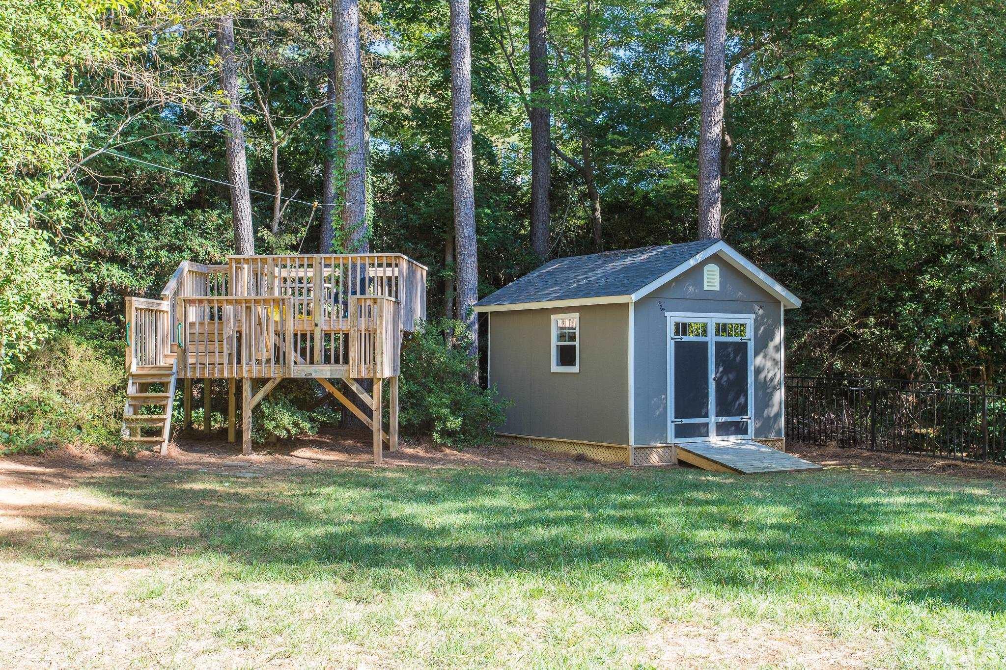 6720 Valley Drive Raleigh, NC 27612 - Photo 8 of 26