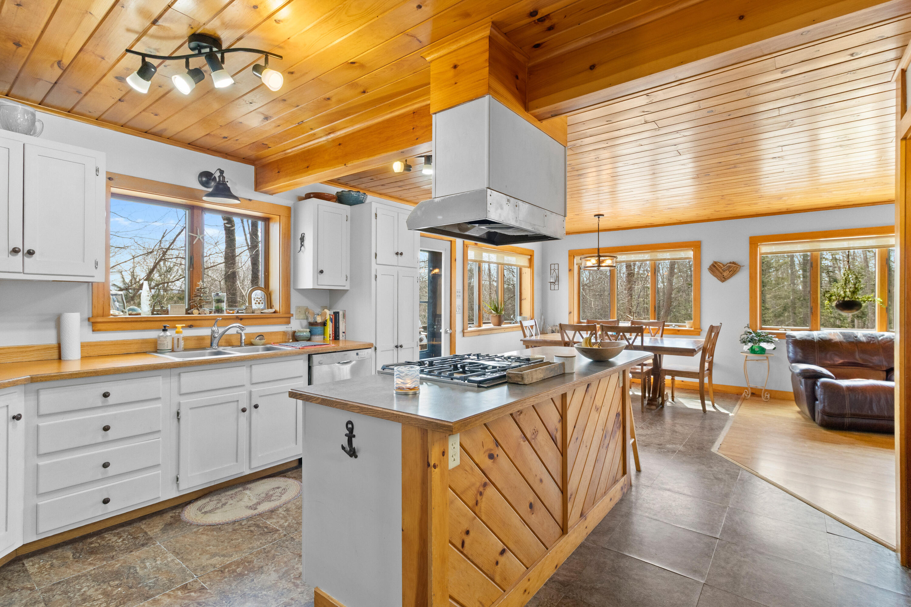 39 Simmons Lane Friendship, ME 04547 - Photo 25 of 62 IMG_5044