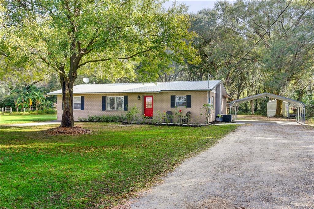 1802 South Wiggins Road Plant City, FL 33566 - Photo 1 of 1 Gallery Image 1
