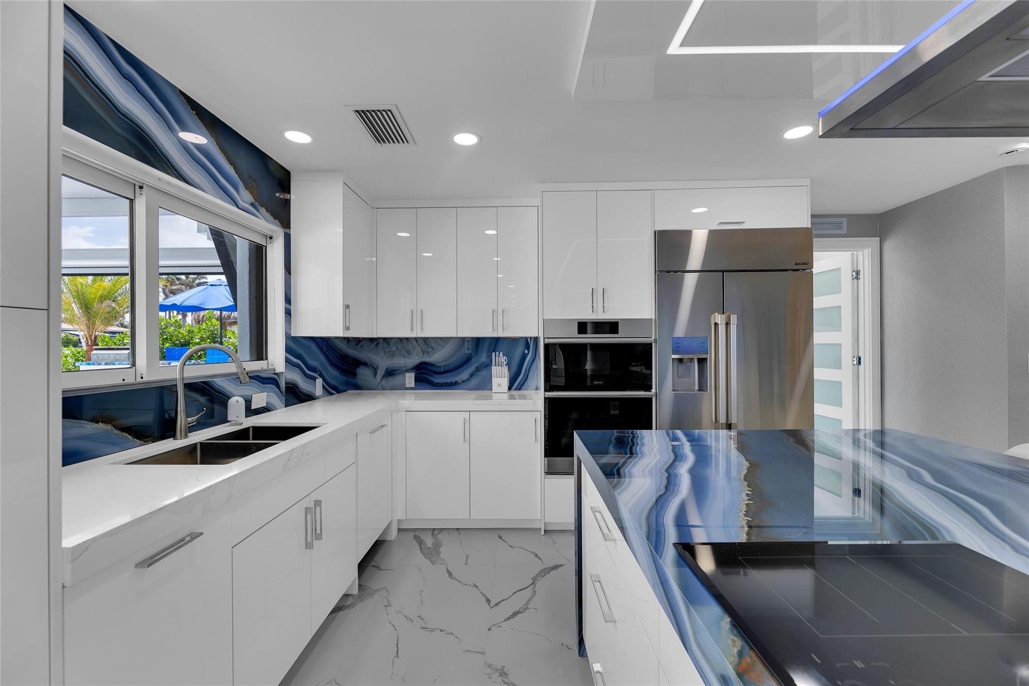 2720 Northeast 7th Street Pompano Beach, FL 33062 - Photo 15 of 100 Photo 15