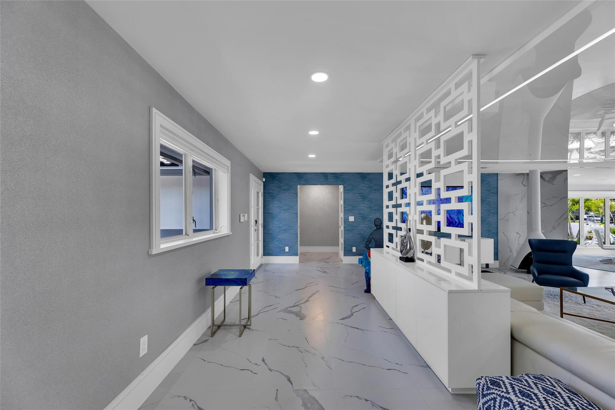 2720 Northeast 7th Street Pompano Beach, FL 33062 - Photo 4 of 100 Photo 4