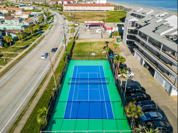 $394,000 | 7600 Seawall Boulevard, Unit 208, Galveston, TX 77551