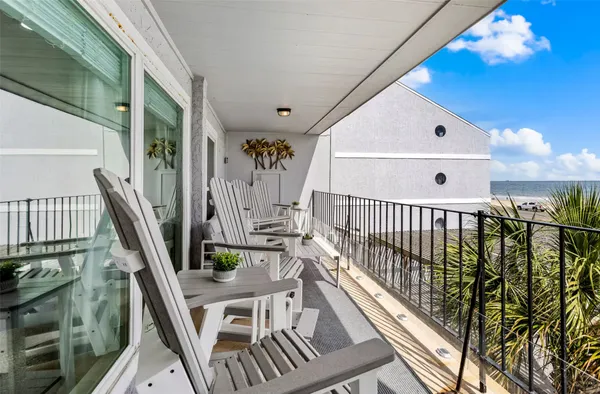 $394,000 | 7600 Seawall Boulevard, Unit 208, Galveston, TX 77551