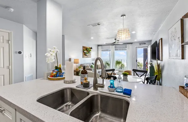 $394,000 | 7600 Seawall Boulevard, Unit 208, Galveston, TX 77551