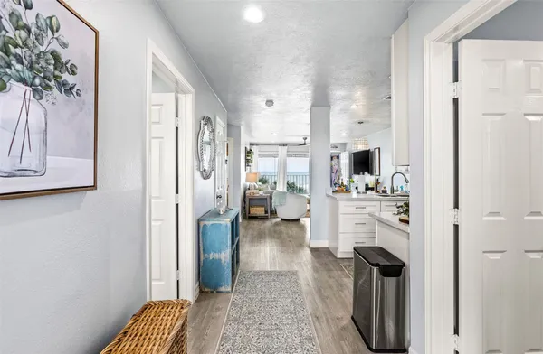$394,000 | 7600 Seawall Boulevard, Unit 208, Galveston, TX 77551