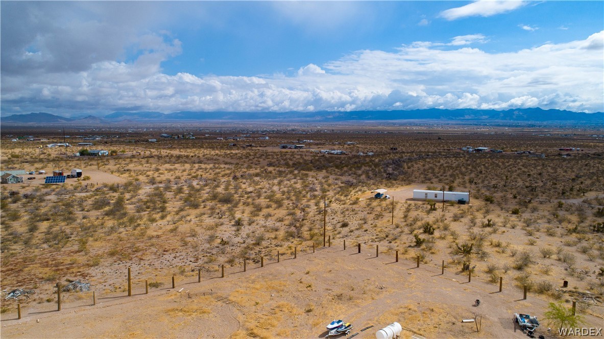 1464 South Dragoon Road Golden Valley, AZ 86413 - Photo 46 of 47 a view of city and ocean