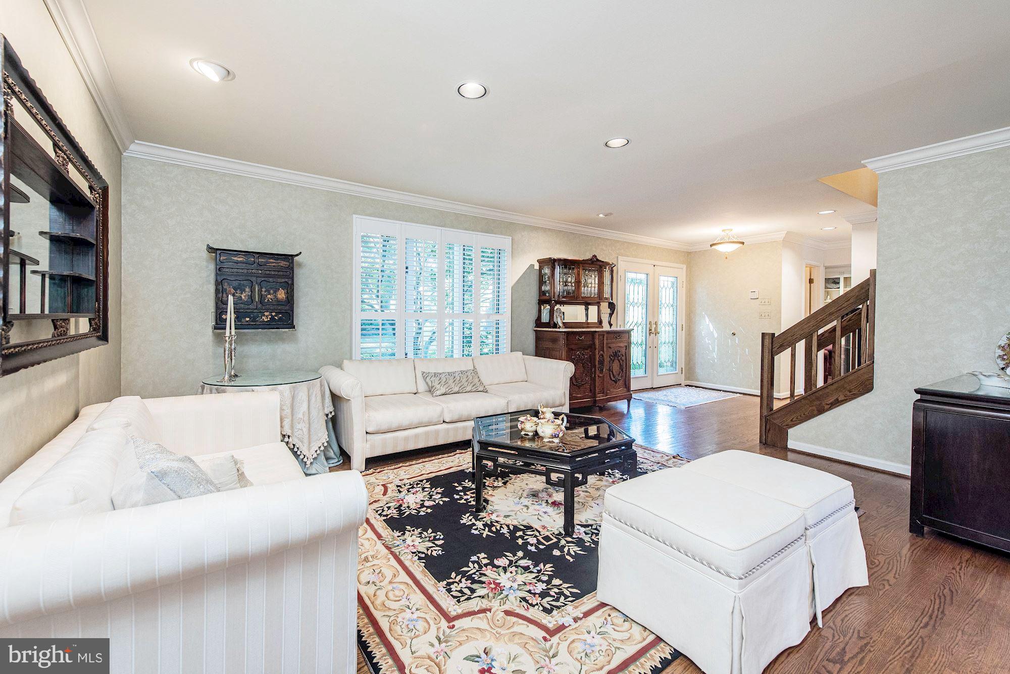 2123 Caves Road Owings Mills, MD 21117 - Photo 11 of 57 Living Room
