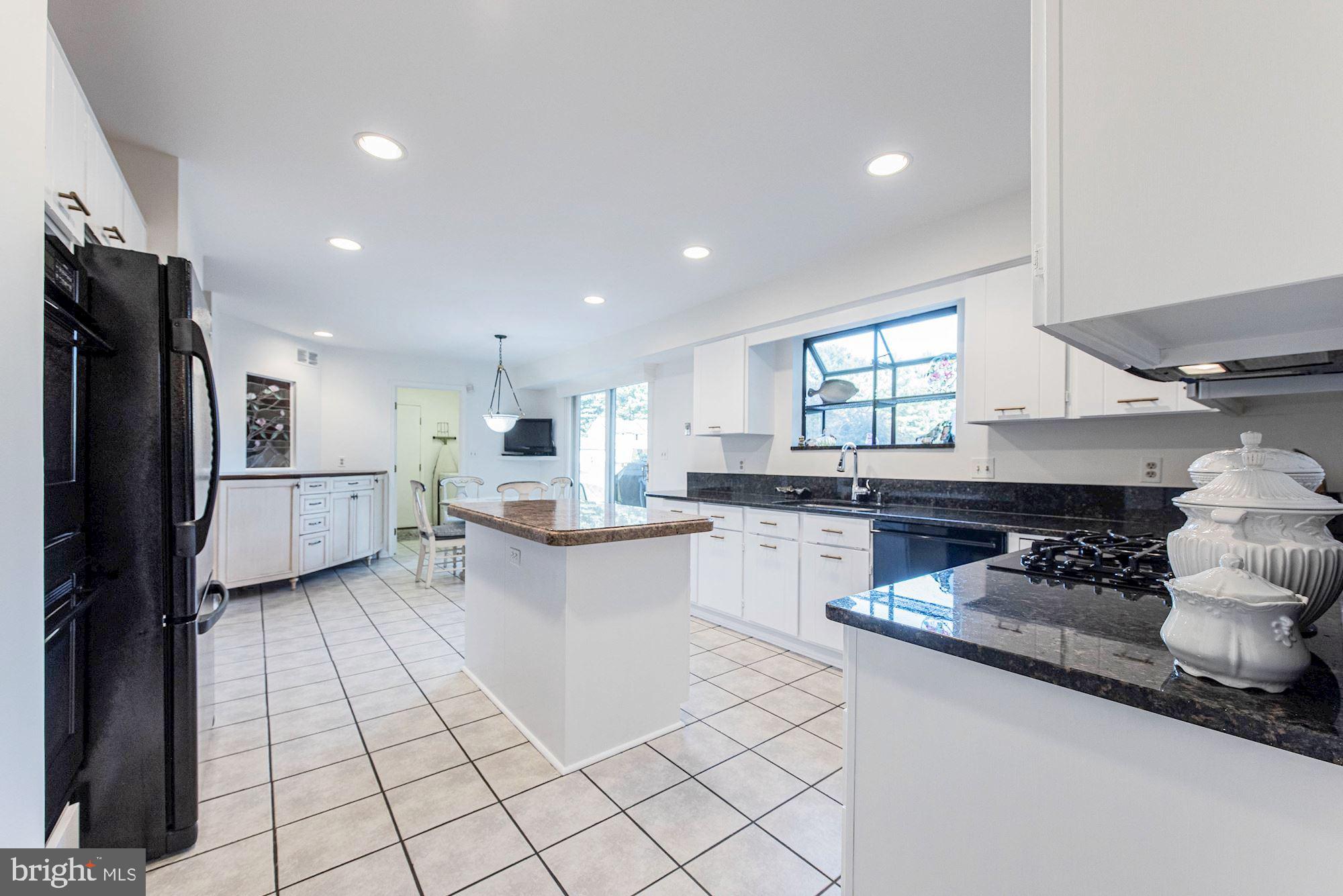 2123 Caves Road Owings Mills, MD 21117 - Photo 16 of 57 Kitchen
