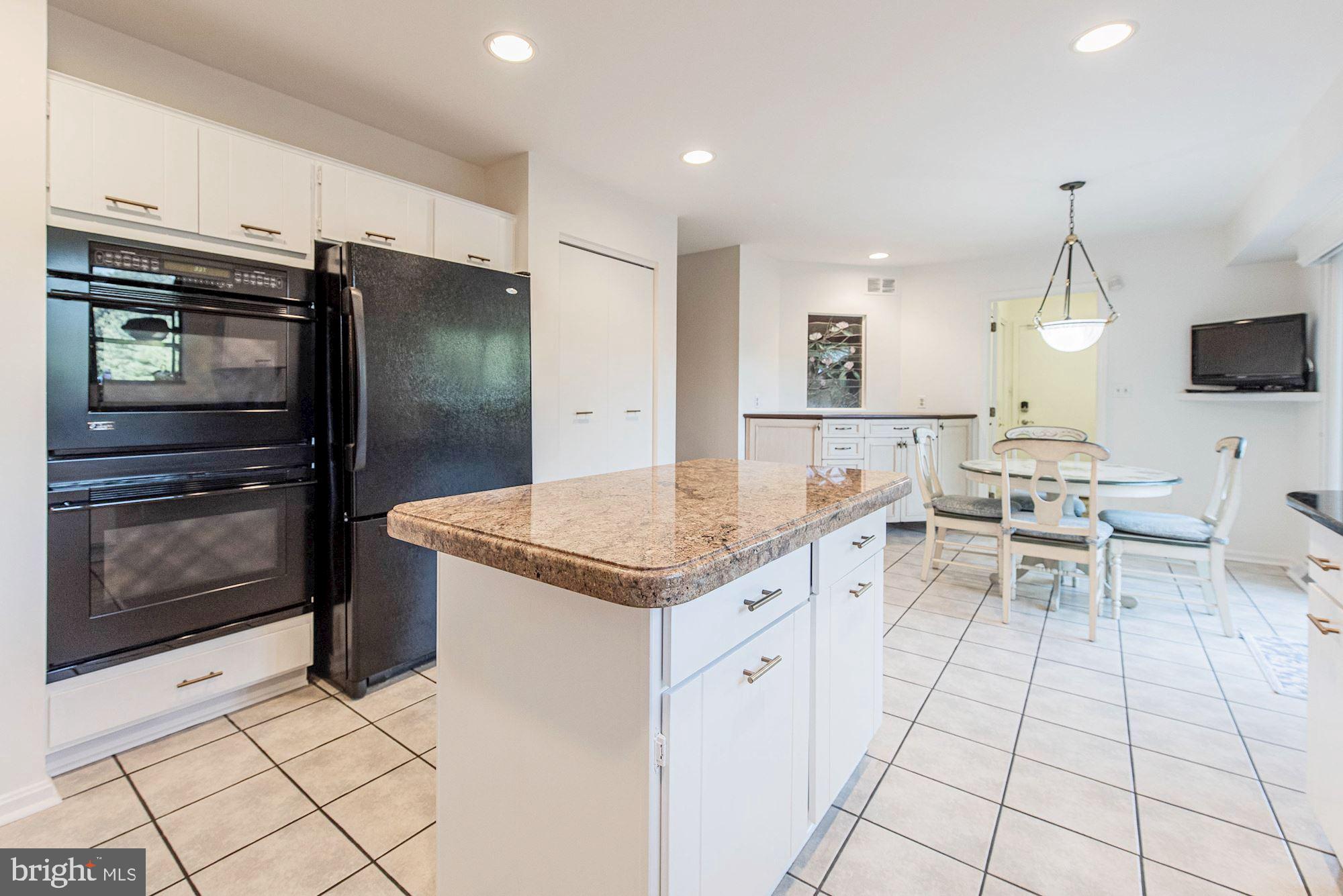 2123 Caves Road Owings Mills, MD 21117 - Photo 18 of 57 Kitchen