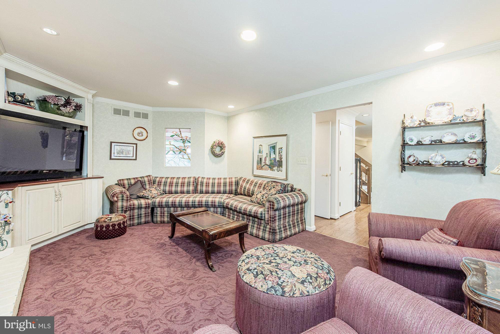 2123 Caves Road Owings Mills, MD 21117 - Photo 23 of 57 Family Room