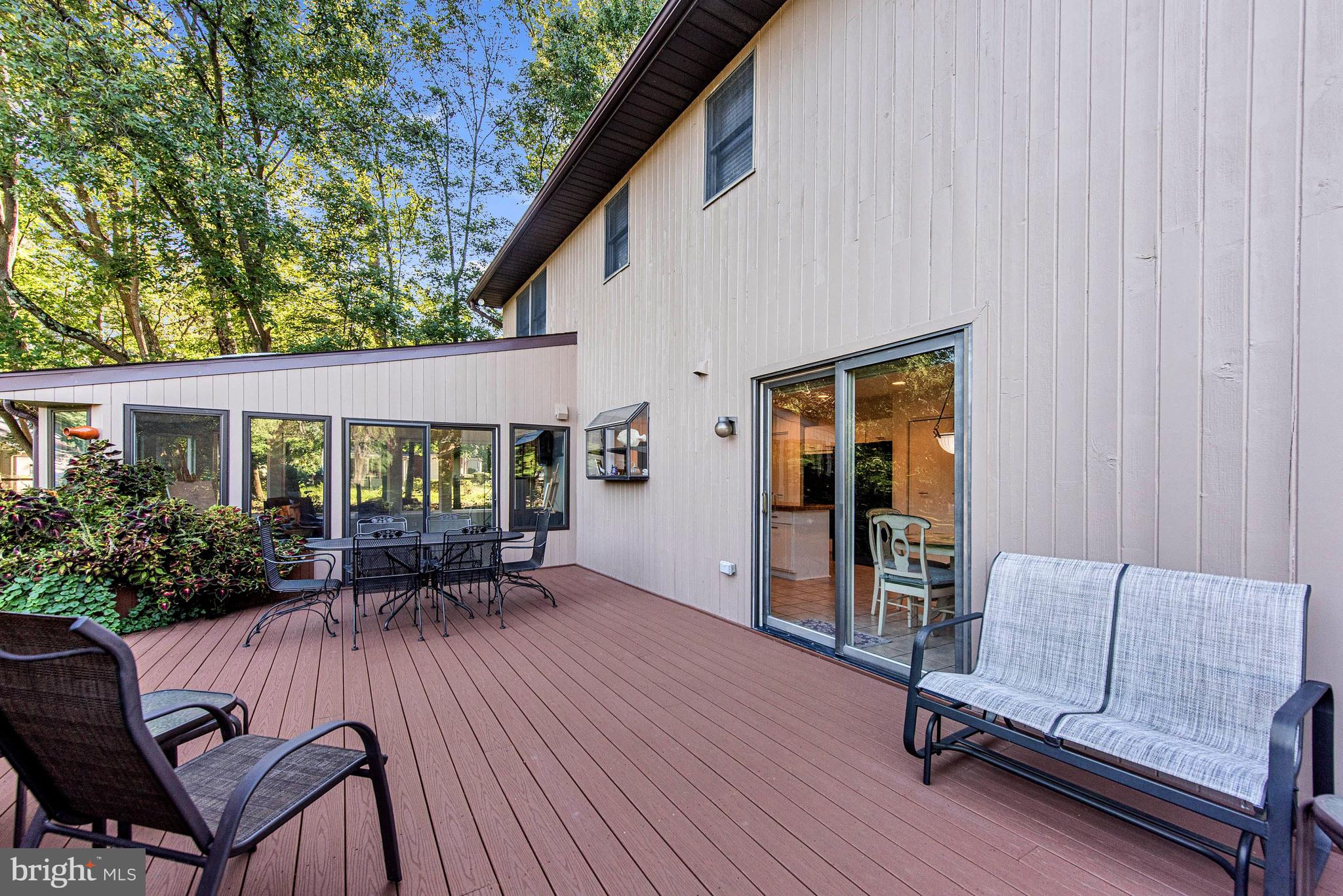 2123 Caves Road Owings Mills, MD 21117 - Photo 44 of 57 Deck