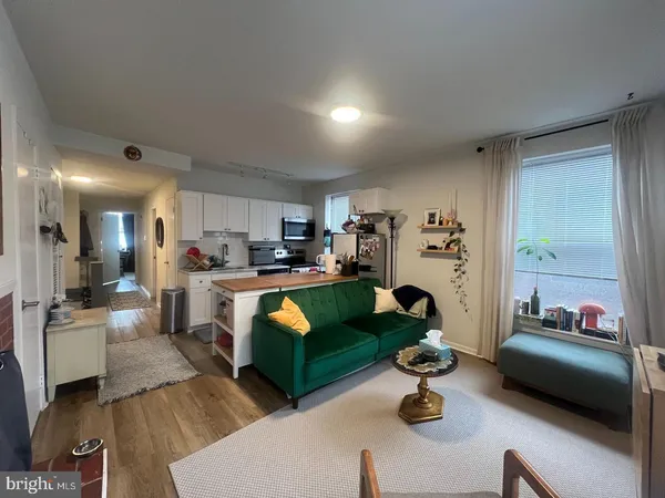 $2,250 | 1904 Fairmount Avenue, Unit 3, Philadelphia, PA 19130