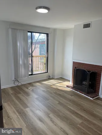 $2,250 | 1904 Fairmount Avenue, Unit 3, Philadelphia, PA 19130
