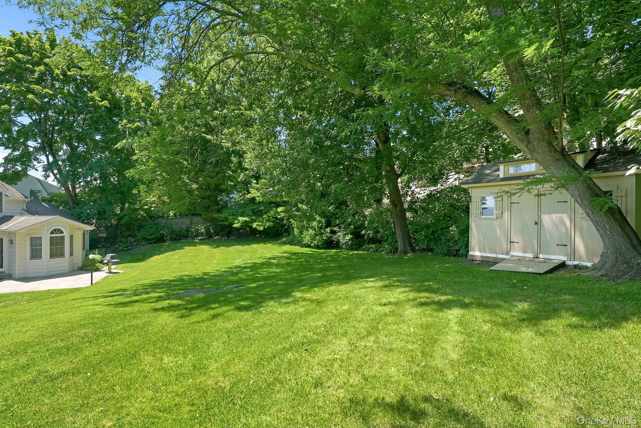 1 Sheridan Road Scarsdale, NY 10583 - Photo 38 of 40 More green delights