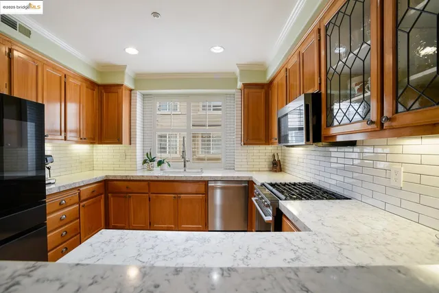 $549,990 | 10859 Packard Street, Unit 155, Oakland, CA 94603